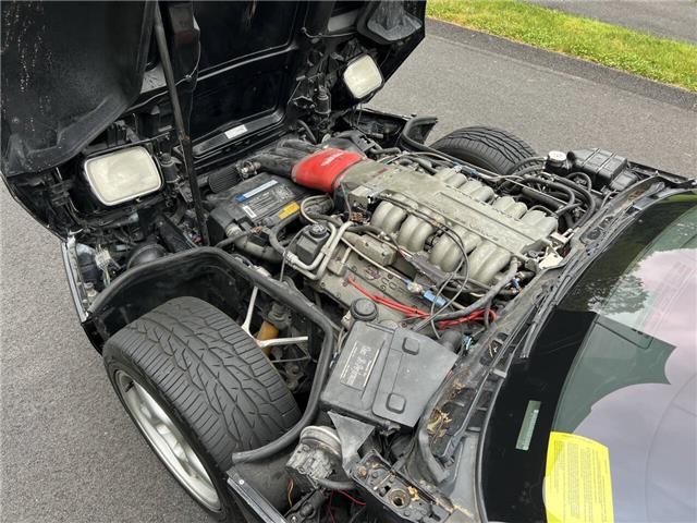 Chevrolet-Corvette-1991-29