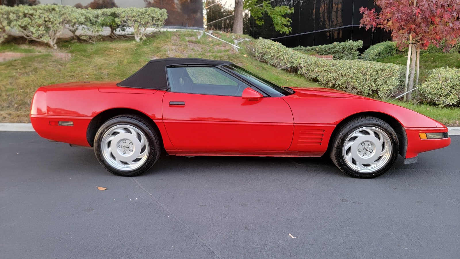 Chevrolet-Corvette-1991-Convertible-12