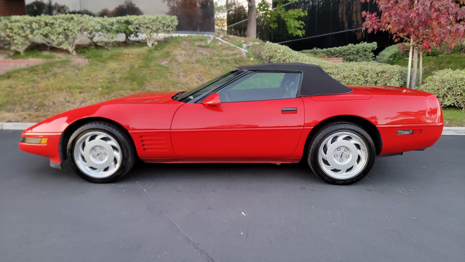Chevrolet-Corvette-1991-Convertible-8