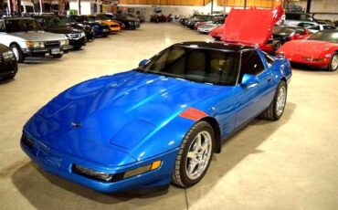 Chevrolet-Corvette-1991-Hatchback-1