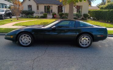 Chevrolet-Corvette-1991-Hatchback-1