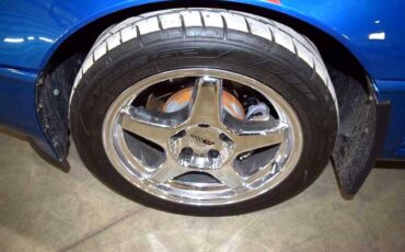 Chevrolet-Corvette-1991-Hatchback-13