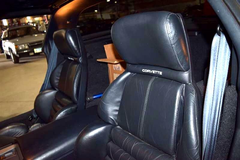 Chevrolet-Corvette-1991-Hatchback-18