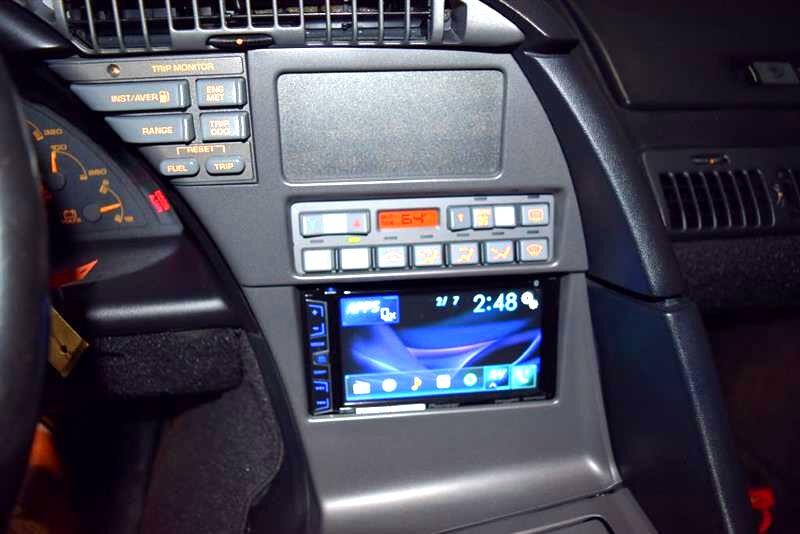 Chevrolet-Corvette-1991-Hatchback-23