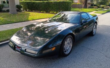 Chevrolet-Corvette-1991-Hatchback-3