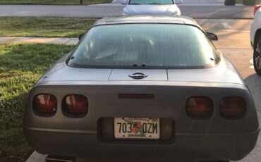Chevrolet-Corvette-1991-Hatchback-5