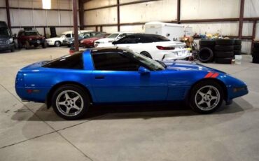 Chevrolet-Corvette-1991-Hatchback-7