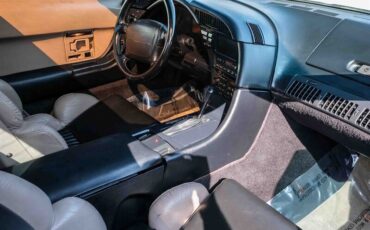 Chevrolet-Corvette-1992-18