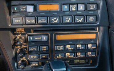 Chevrolet-Corvette-1992-27