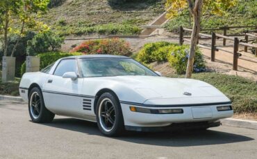 Chevrolet-Corvette-1992-5