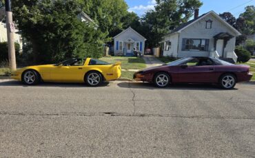 Chevrolet-Corvette-1993-Hatchback-10