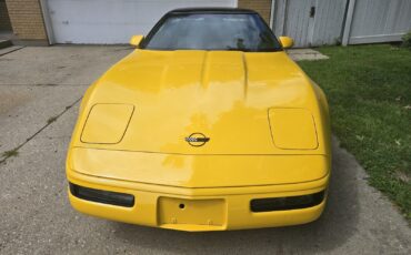 Chevrolet-Corvette-1993-Hatchback-15