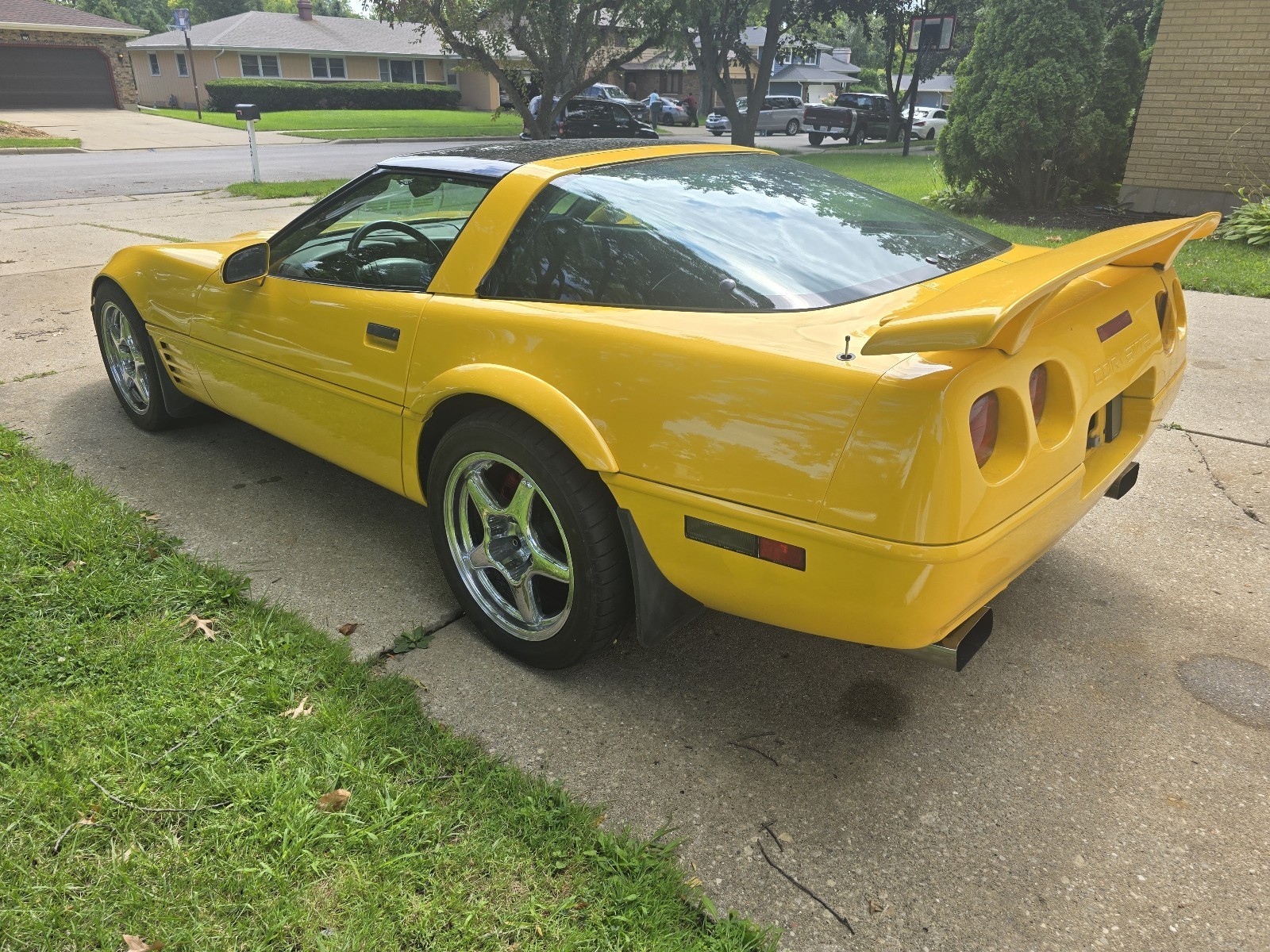 Chevrolet-Corvette-1993-Hatchback-19
