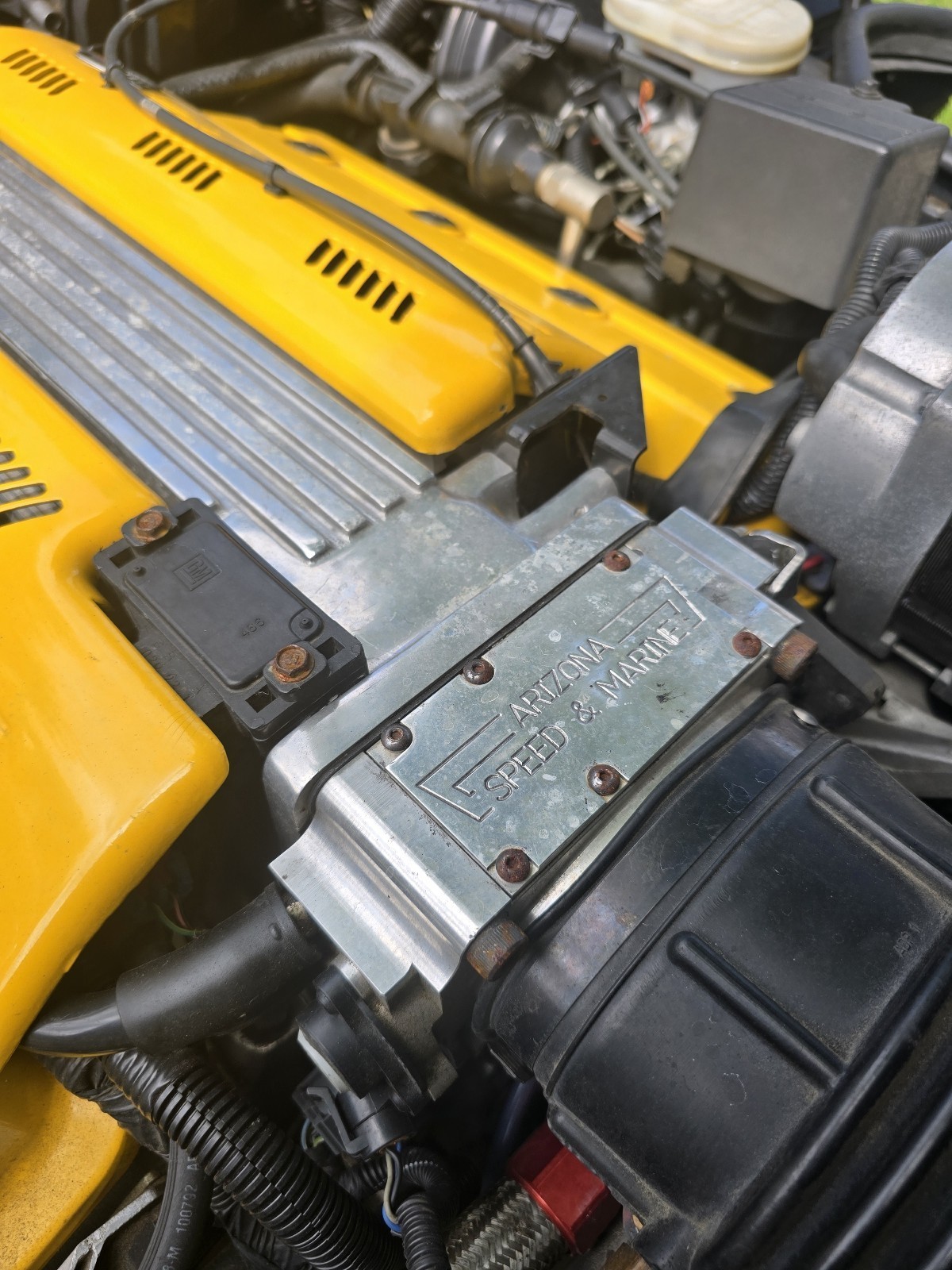 Chevrolet-Corvette-1993-Hatchback-24