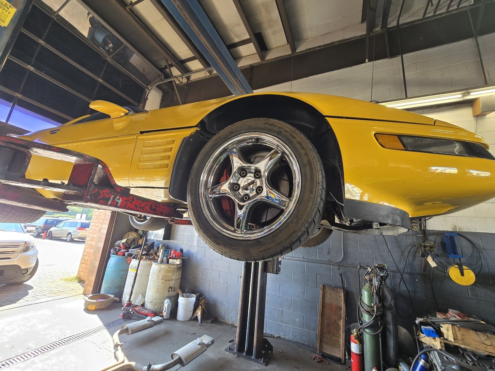 Chevrolet-Corvette-1993-Hatchback-3