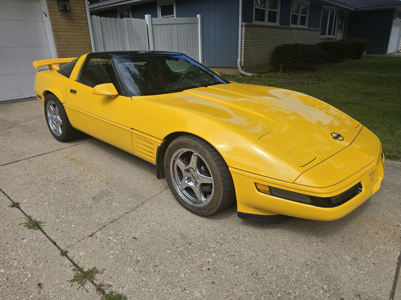 Chevrolet-Corvette-1993-Hatchback-8