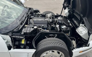 Chevrolet-Corvette-1994-14