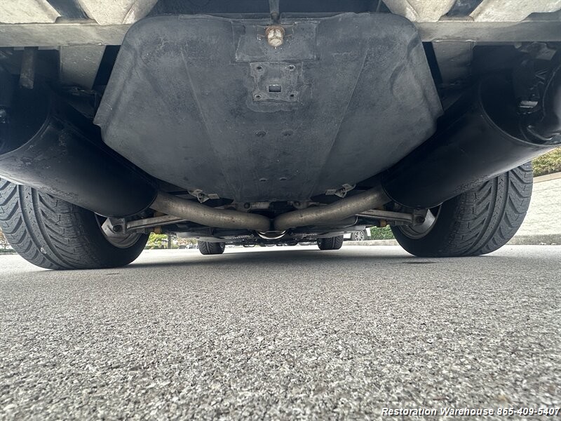 Chevrolet-Corvette-1994-23