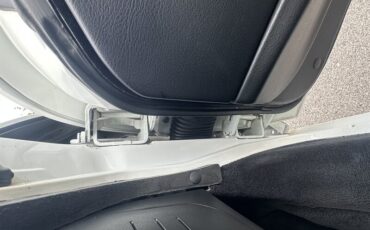 Chevrolet-Corvette-1994-6