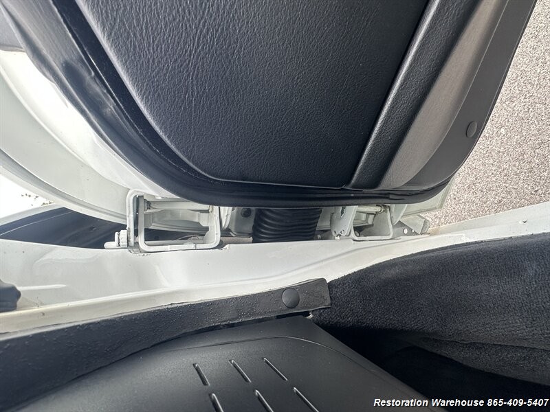 Chevrolet-Corvette-1994-6