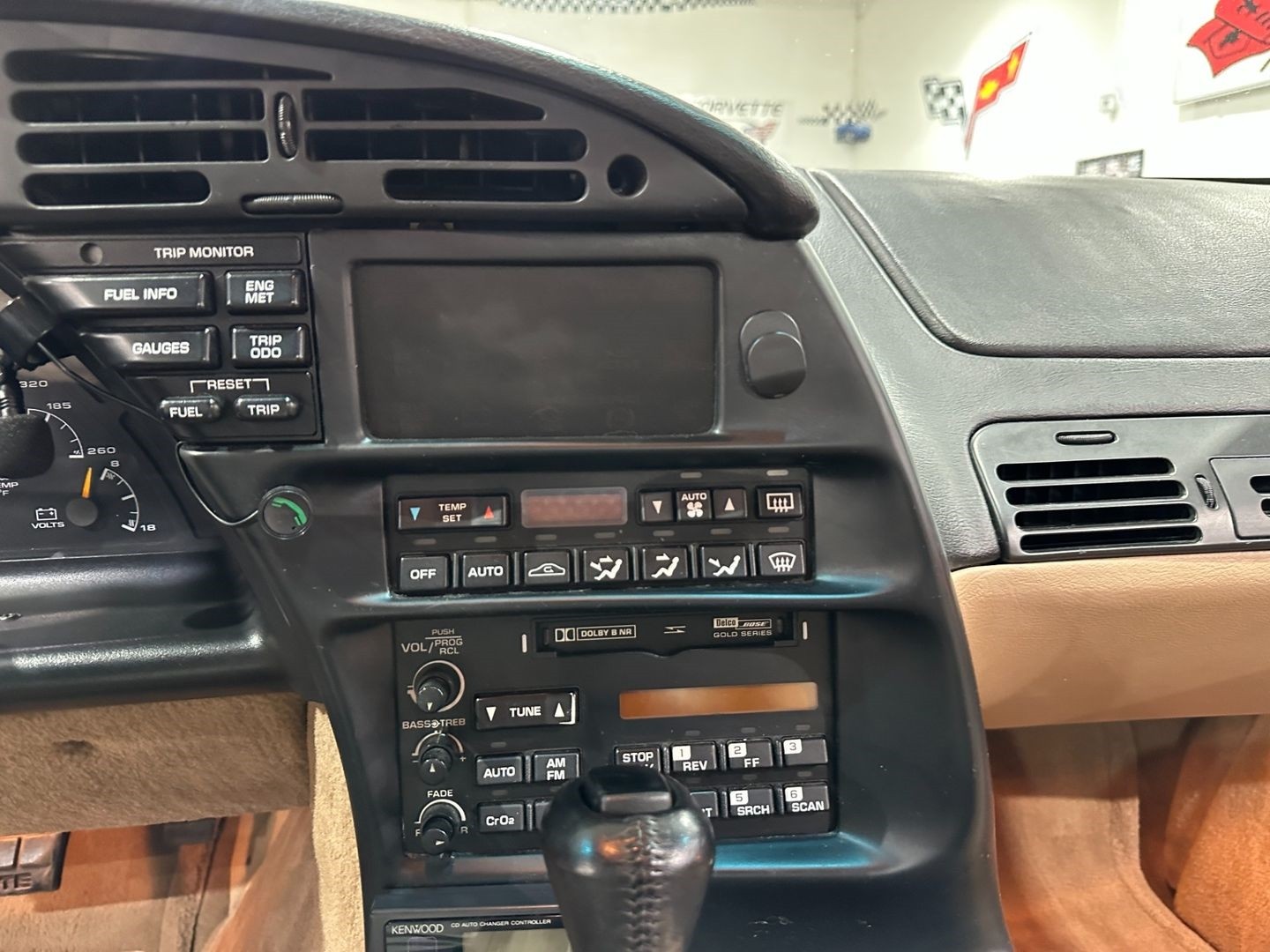 Chevrolet-Corvette-1994-Convertible-15