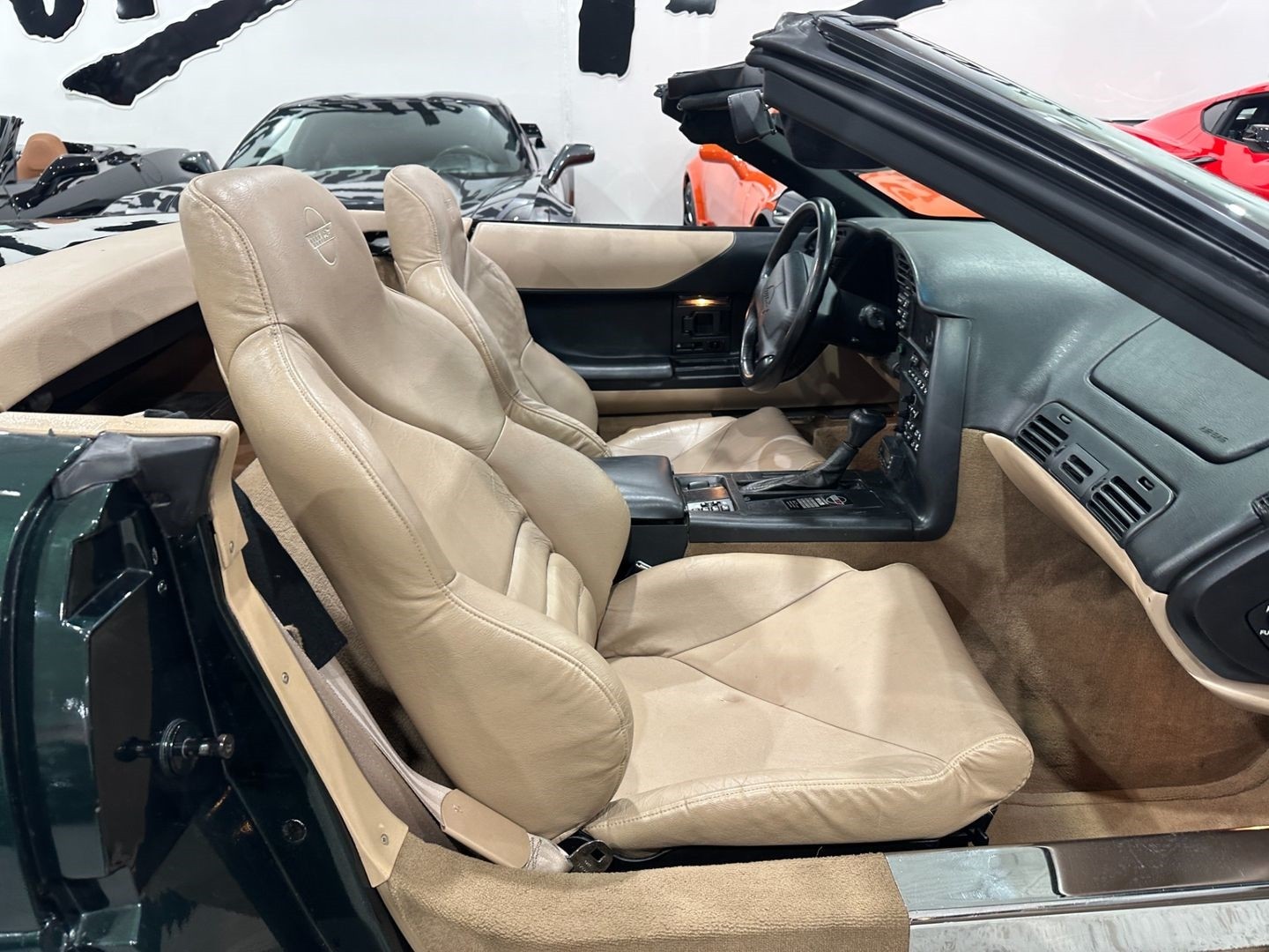 Chevrolet-Corvette-1994-Convertible-18