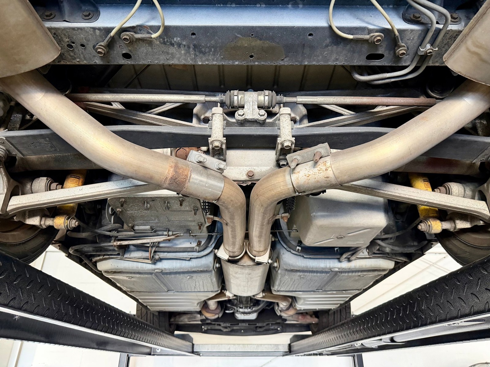 Chevrolet-Corvette-1995-Coupe-8