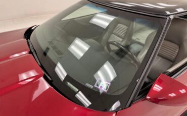 Chevrolet-Corvette-1995-Dark-Red-Metallic-Light-Gray-12