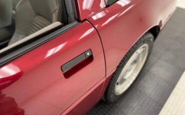 Chevrolet-Corvette-1995-Dark-Red-Metallic-Light-Gray-15