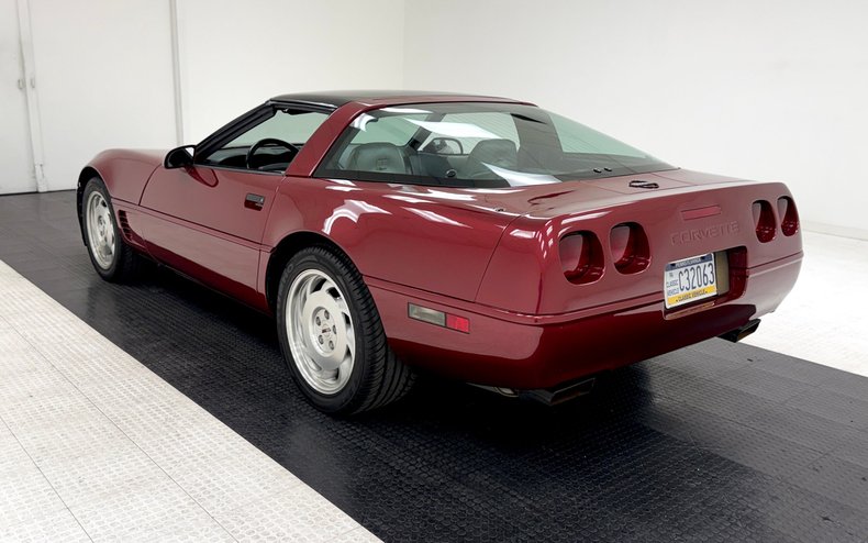 Chevrolet-Corvette-1995-Dark-Red-Metallic-Light-Gray-29