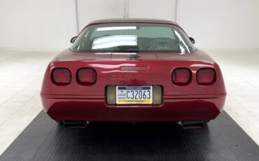 Chevrolet-Corvette-1995-Dark-Red-Metallic-Light-Gray-30