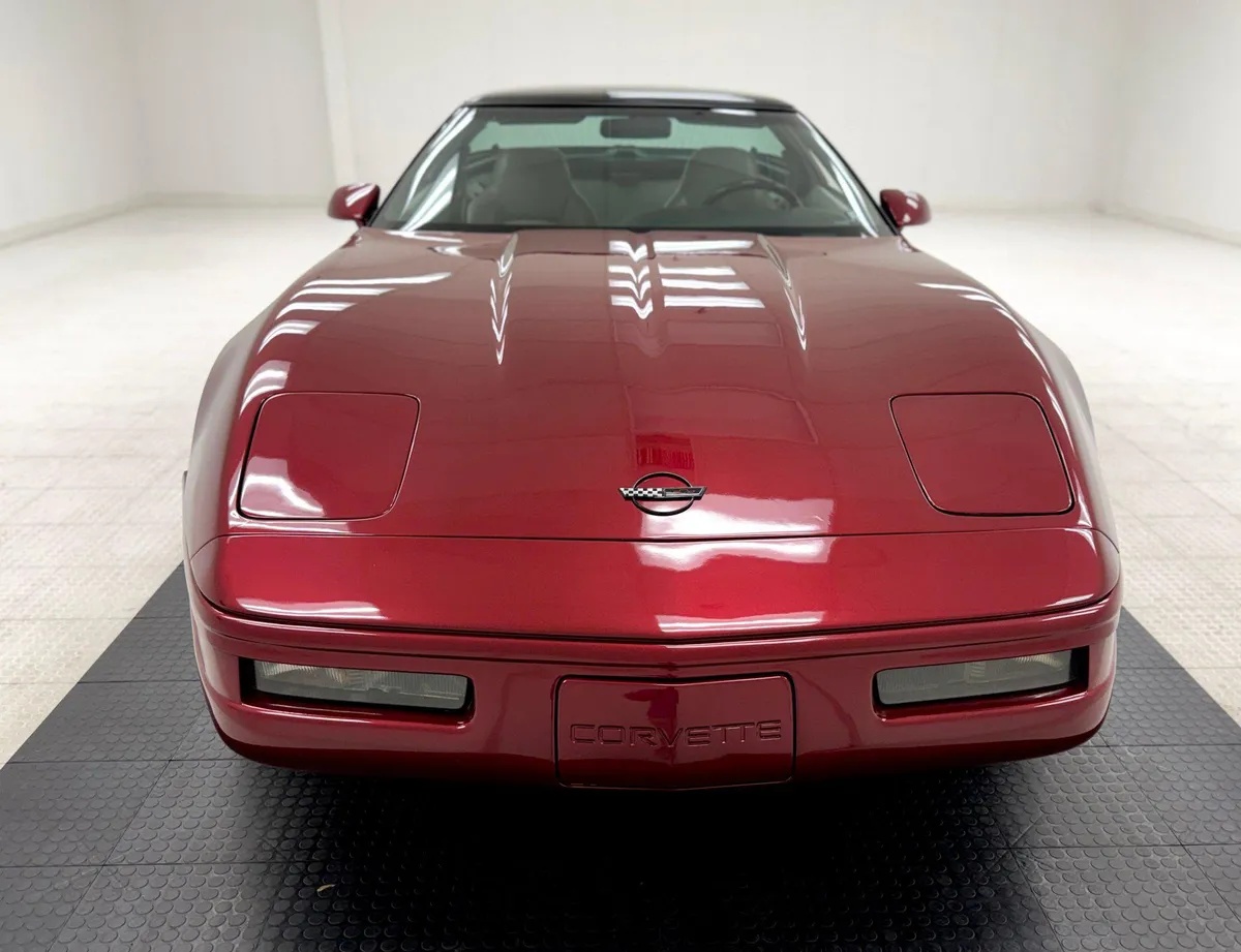 Chevrolet-Corvette-1995-Dark-Red-Metallic-Light-Gray-5