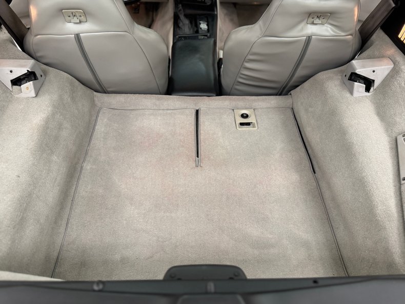 Chevrolet-Corvette-1995-Dark-Red-Metallic-Light-Gray-60