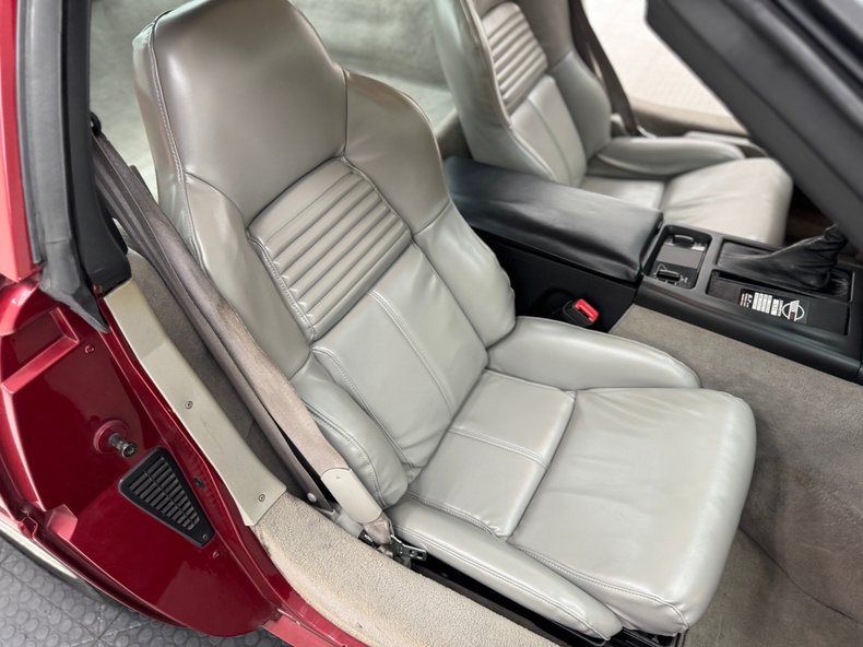 Chevrolet-Corvette-1995-Dark-Red-Metallic-Light-Gray-67