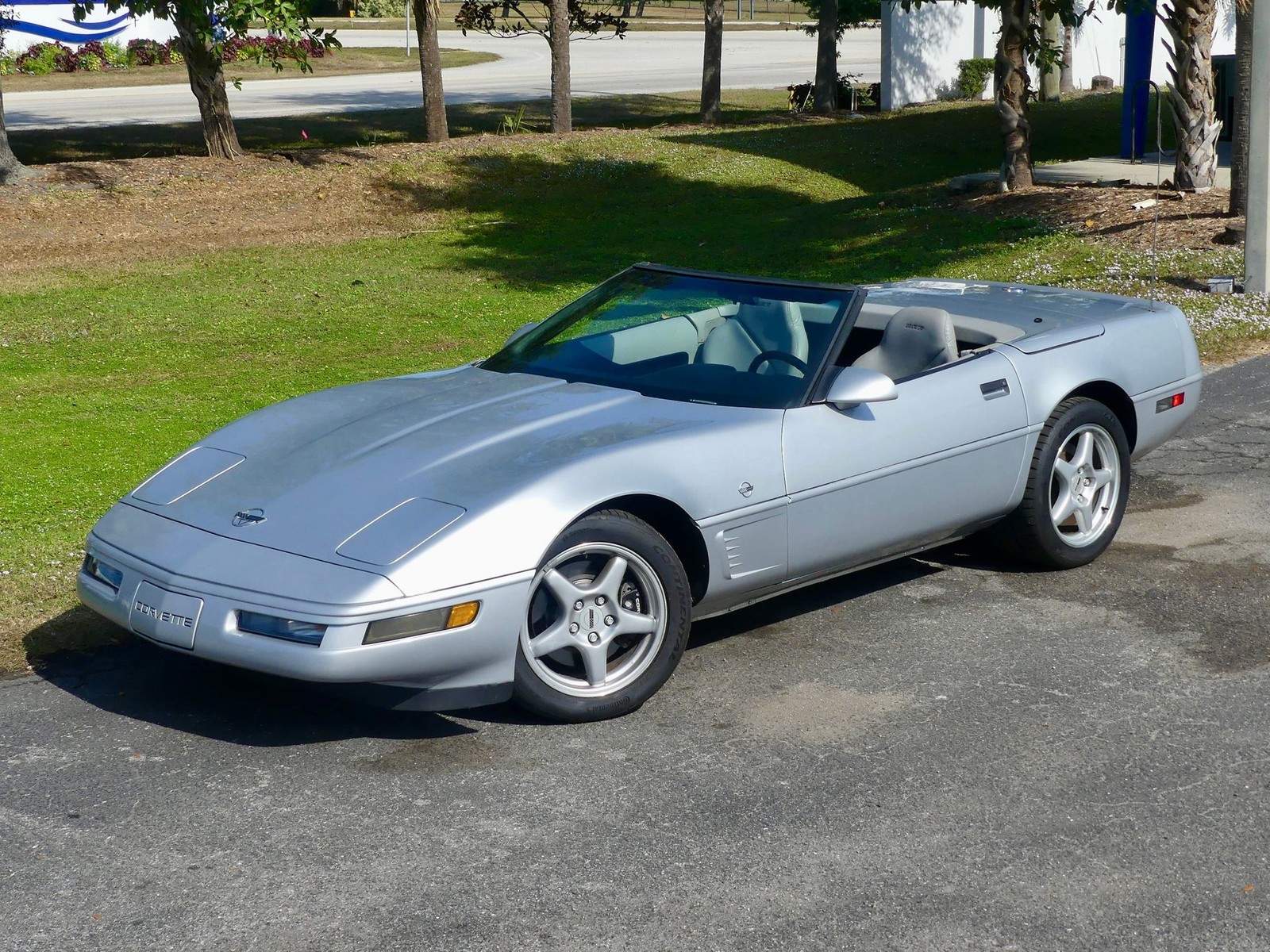 Chevrolet-Corvette-1996-Convertible-10