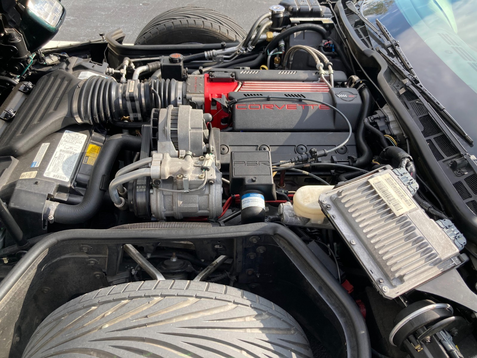 Chevrolet-Corvette-1996-Convertible-10