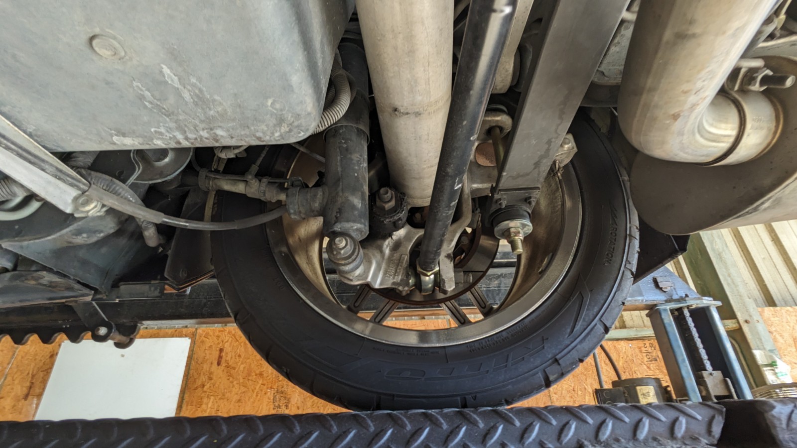 Chevrolet-Corvette-1996-Convertible-13