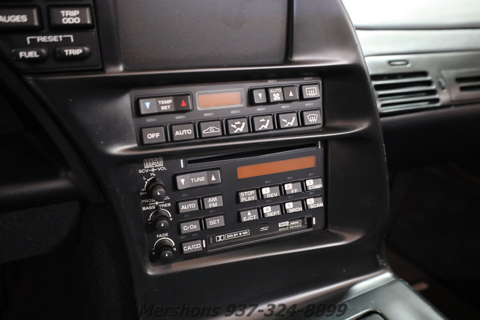 Chevrolet-Corvette-1996-Convertible-17