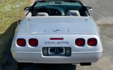Chevrolet-Corvette-1996-Convertible-21