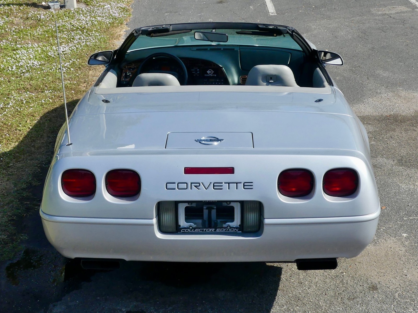 Chevrolet-Corvette-1996-Convertible-21