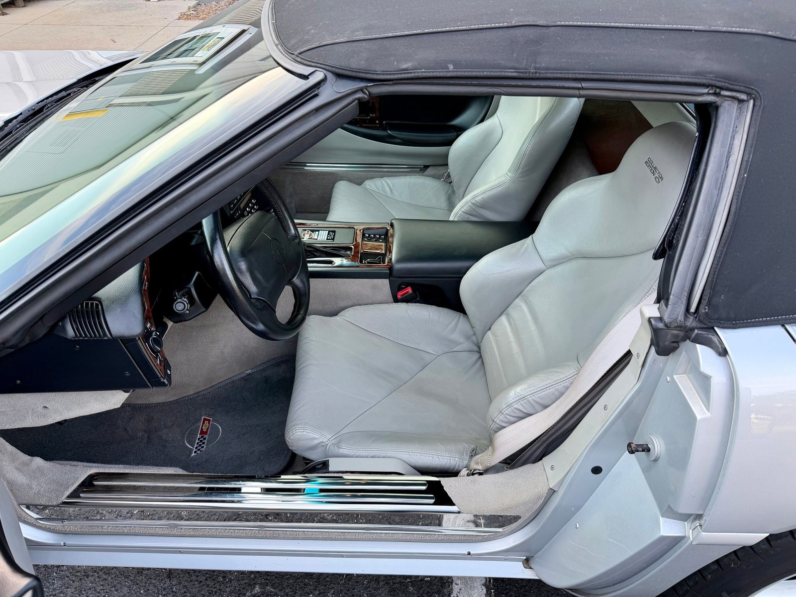 Chevrolet-Corvette-1996-Convertible-5