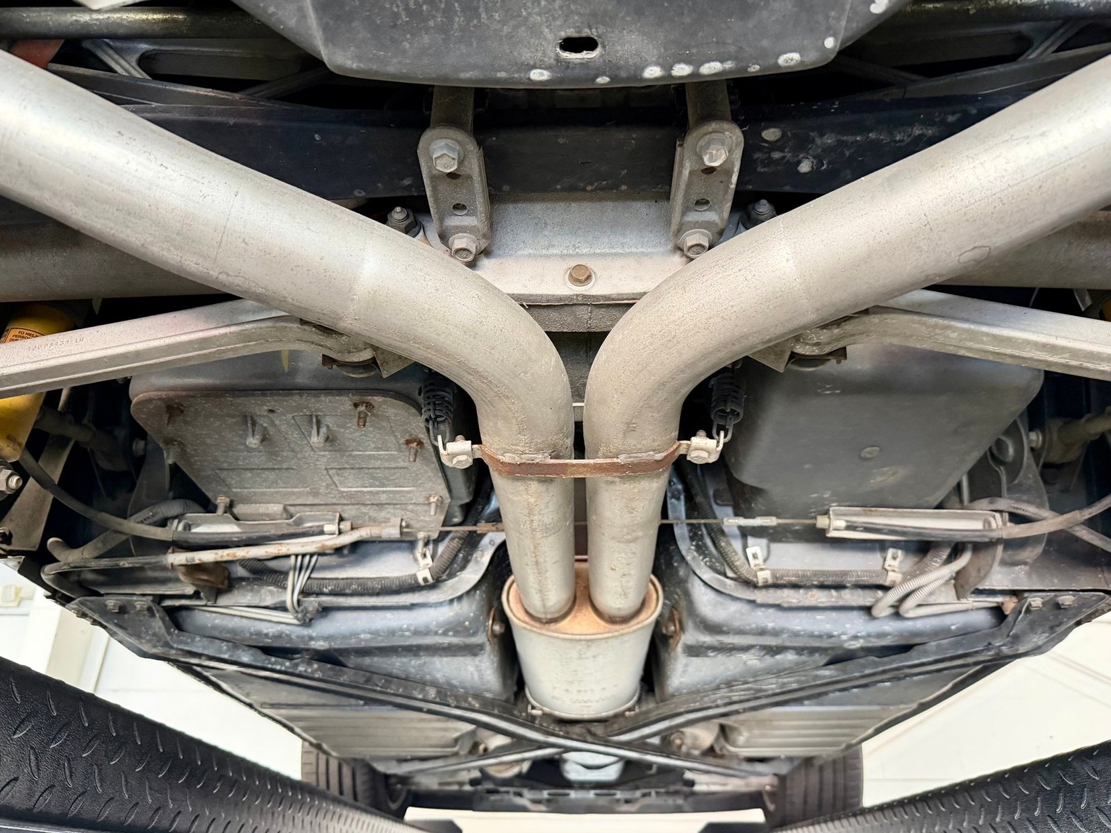 Chevrolet-Corvette-1996-Convertible-8