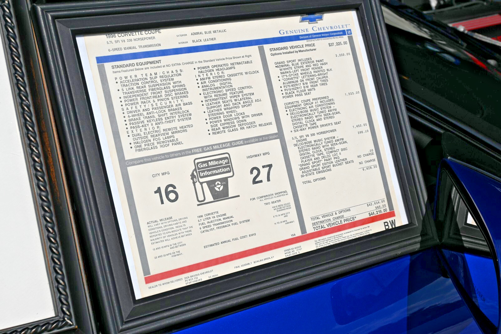 Chevrolet-Corvette-1996-Hatchback-37