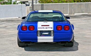 Chevrolet-Corvette-1996-Hatchback-4