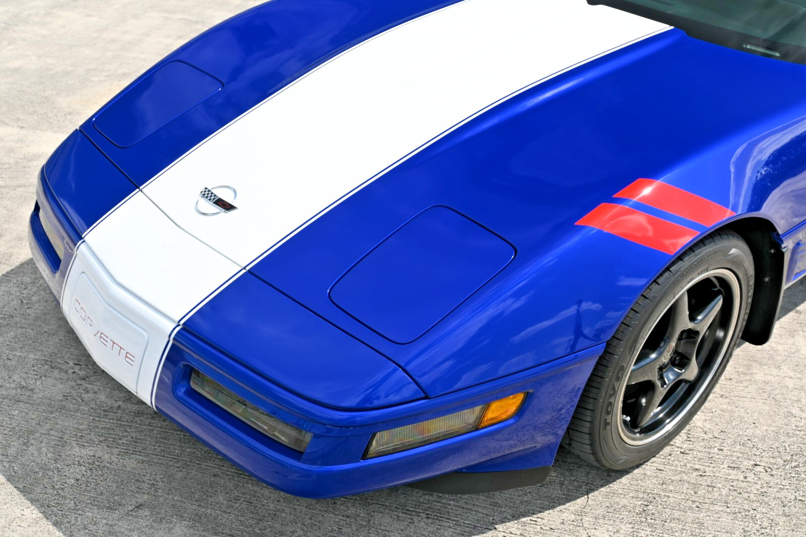 Chevrolet-Corvette-1996-Hatchback-8