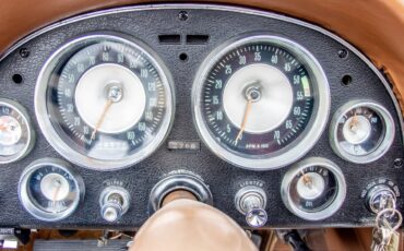 Chevrolet-Corvette-Convertible-4-spd-1963-Convertible-22