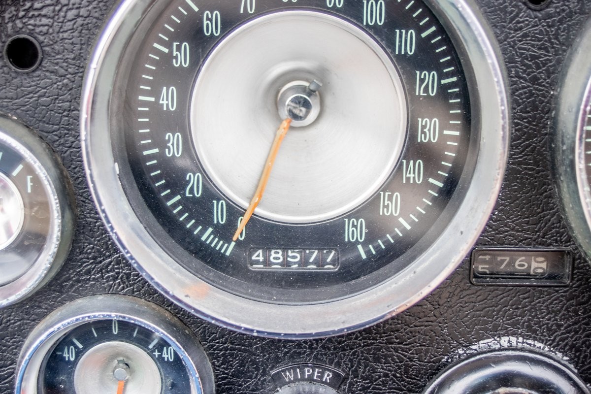 Chevrolet-Corvette-Convertible-4-spd-1963-Convertible-24