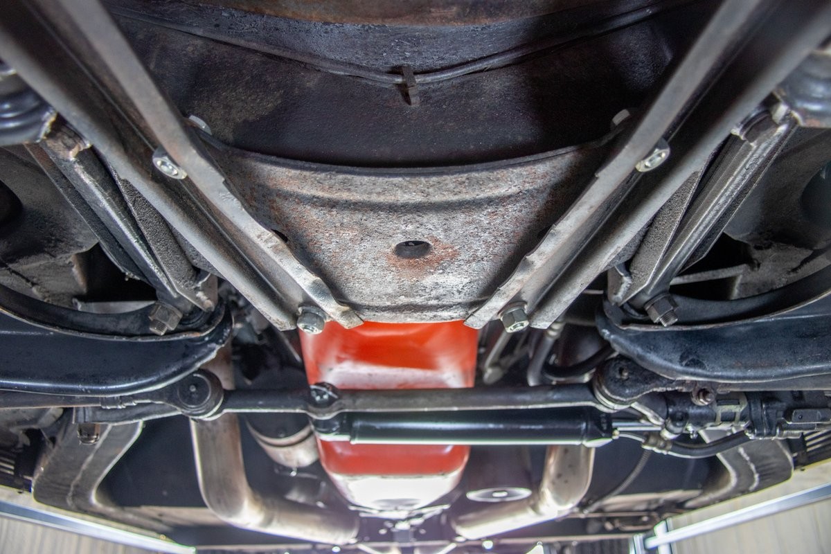 Chevrolet-Corvette-Convertible-4-spd-1963-Convertible-36