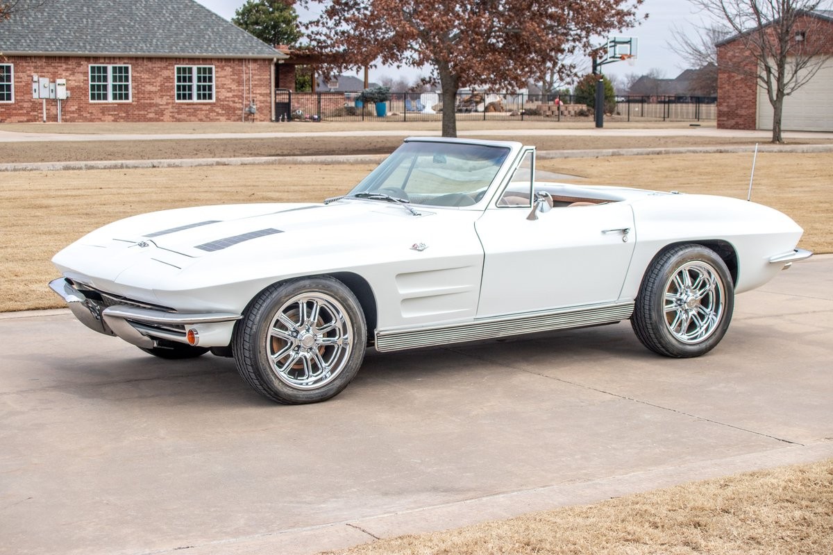 Chevrolet-Corvette-Convertible-4-spd-1963-Convertible