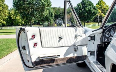 Chevrolet-Corvette-Convertible-4-spd-1964-Convertible-13